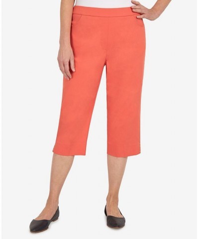 Women's Hot Allure Clamdigger Capris Pants Orange $33.32 Pants