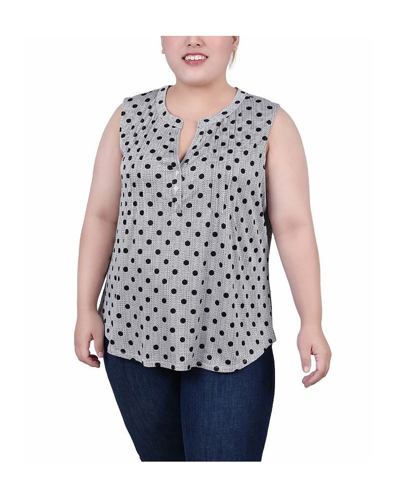 Plus Size Sleeveless Knit Y neck Top Black, White Abstract Dot $13.94 Tops